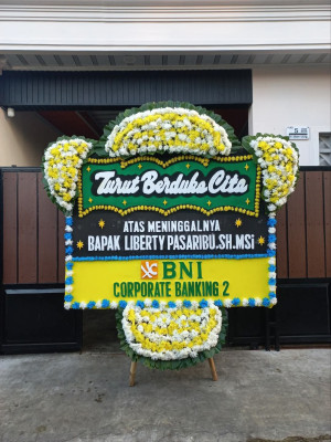 Papan Bunga Duka di Keroncong