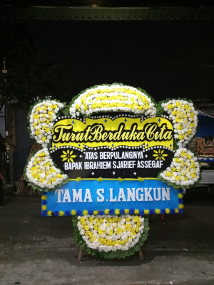 Papan Bunga Duka di Keroncong