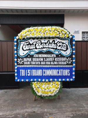 Papan Bunga Duka di Keroncong